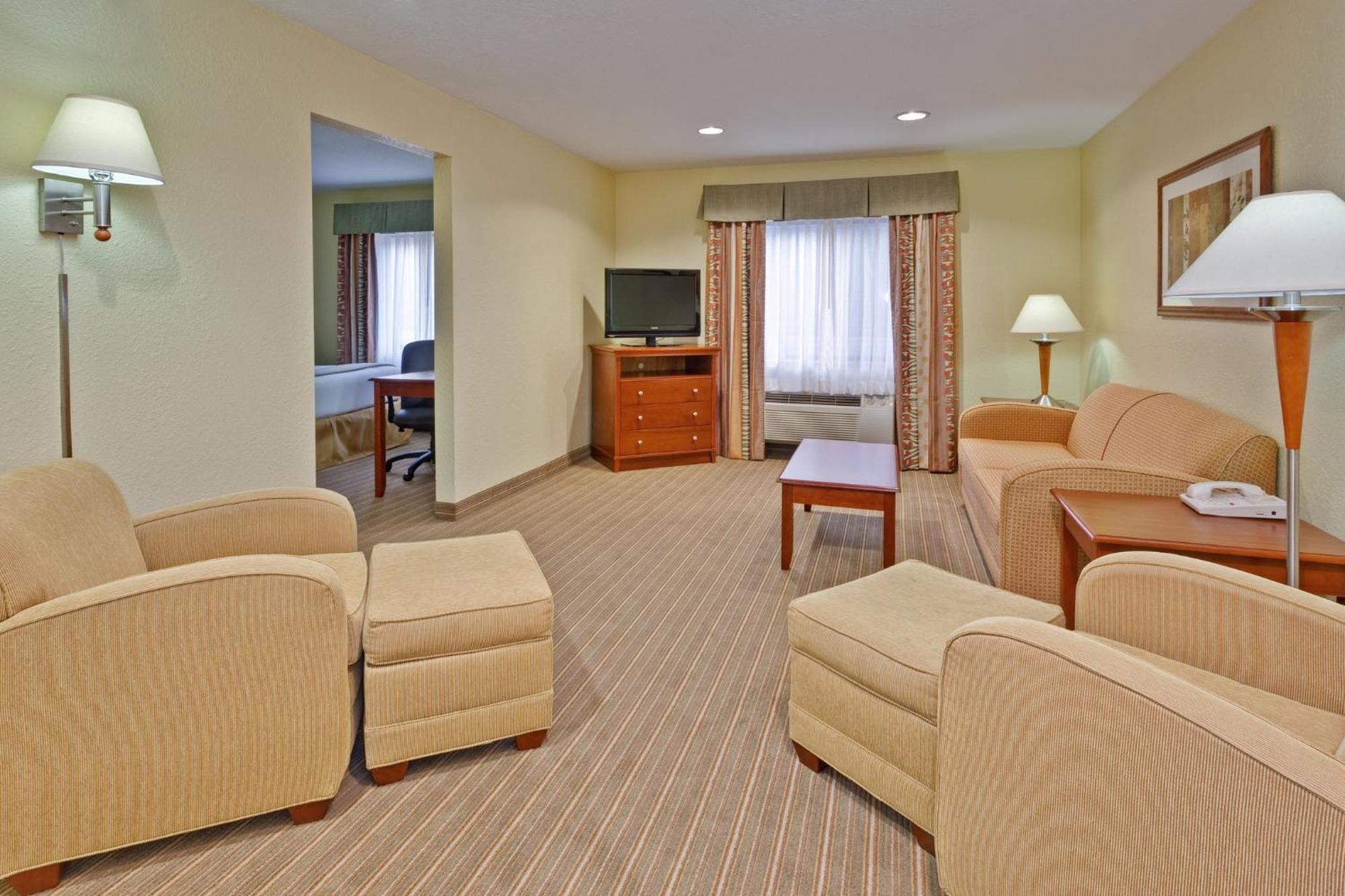 Holiday Inn Express Winfield - Teays Valley By Ihg Hurricane Exterior photo