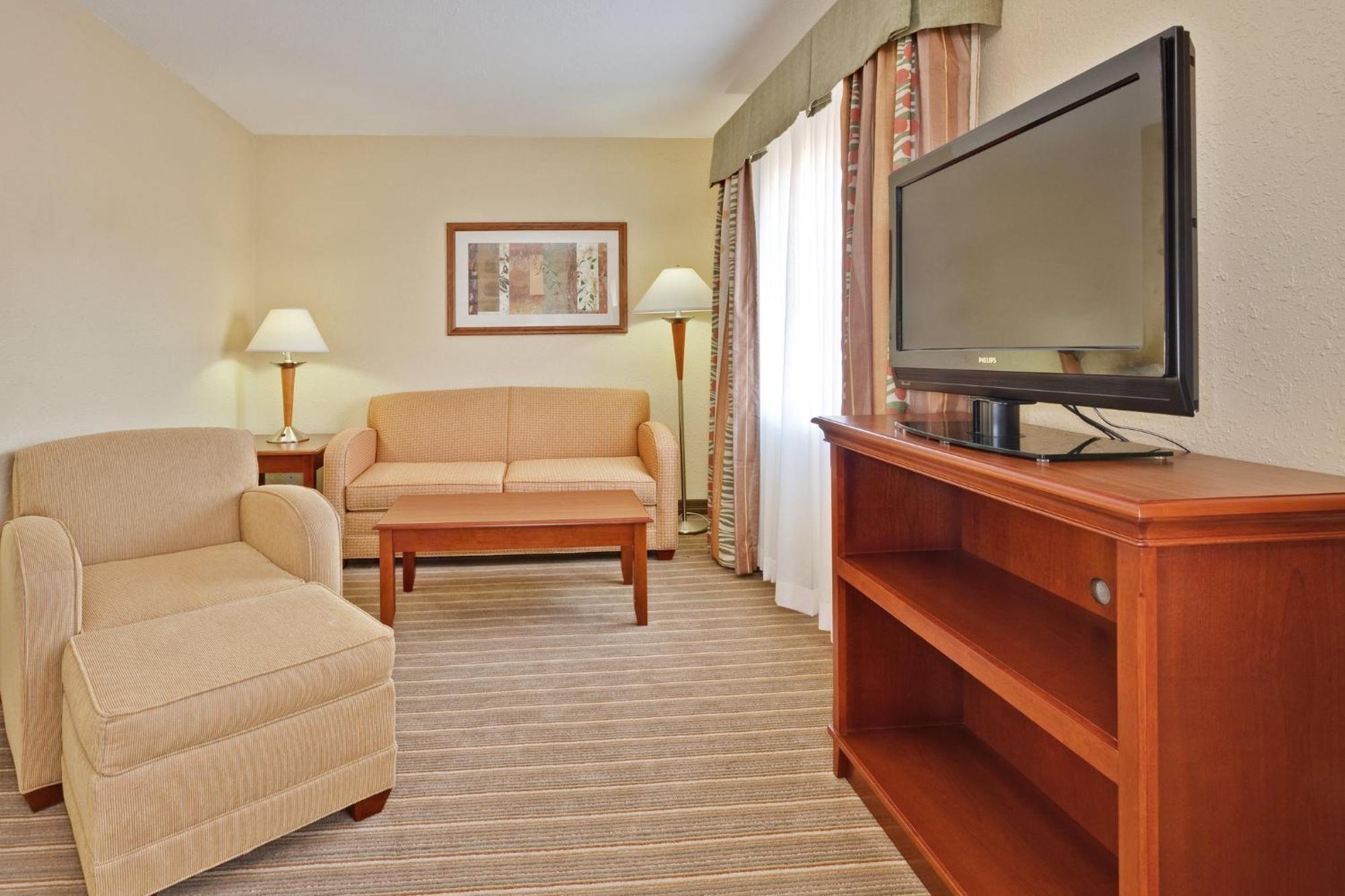Holiday Inn Express Winfield - Teays Valley By Ihg Hurricane Exterior photo